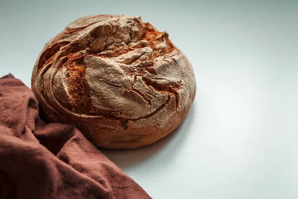 Pão Delicioso Fundo Branco — Fotografia de Stock