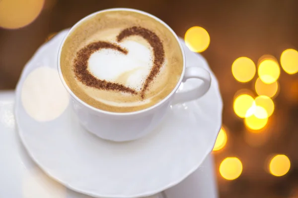 Hot Coffee Cappuccino Latte Art Romantic Heart — Stock Photo, Image