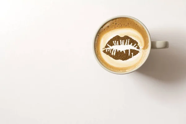 Tampilan Atas Kopi Panas Dengan Bibir Cappuccino Seni Latte — Stok Foto