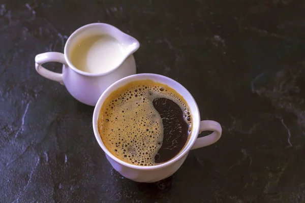 Taza Con Café Caliente Leche —  Fotos de Stock