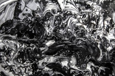 arka plan siyah ve beyaz renklerde soyut resim