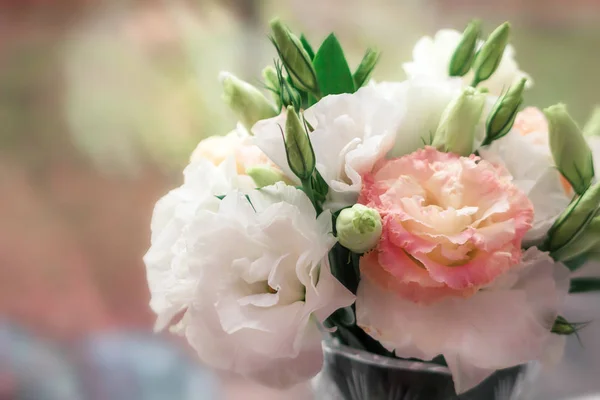 Lindo Buquê Casamento Rosas Brancas — Fotografia de Stock