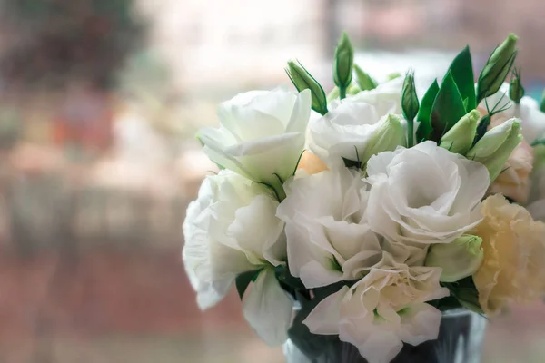 Lindo Buquê Casamento Rosas Brancas — Fotografia de Stock