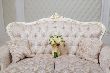 Kanepede gelin buketi