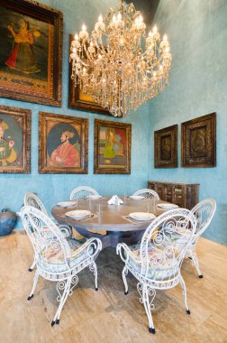 Dubai, Birleşik Arap Emirlikleri, 04/29/2016, ev köri Hint restoranı iç, Dubai, Jbr, The Walk