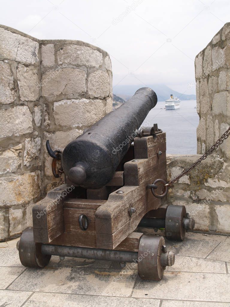 dubrovnik, Croatia, 06/06/2016 Dubrovnik old town croatia, Cannon aiming at a criuse ship