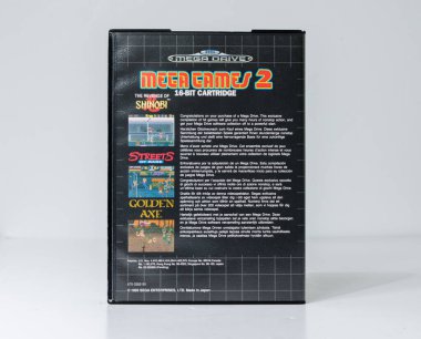 Londra, İngiltere, 05 / 05 / 2019 Mega oyunu 2 mega sürüş video oyunu kartuşu, shin obi, altın balta ve öfke sokakları. 1990 'lardan kalma Retro ve Vintage konsol oyunu. 