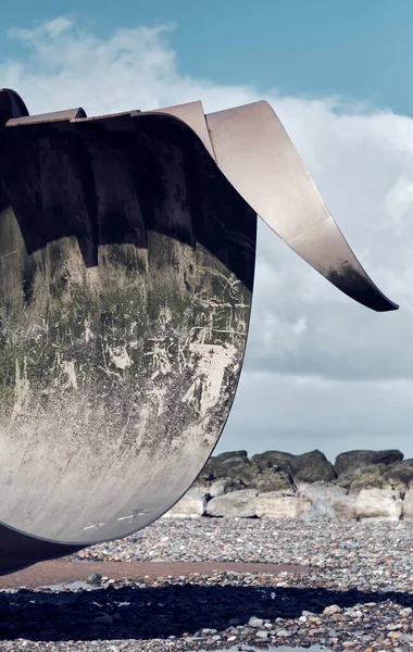 Cleveleys Anglie 2016 Obrovská Kovová Mušle Socha Lastury Pláži Při — Stock fotografie