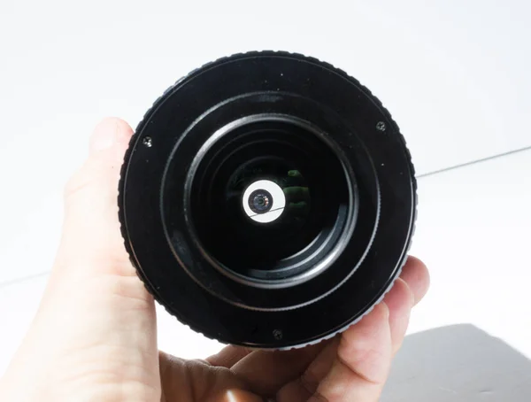 英格兰 2018年5月5日Centon 500毫米F8 Mirror Lens Mount M42山 白色背景隔离 35毫米单镜头反射镜 先生复古胶片相机镜头 — 图库照片