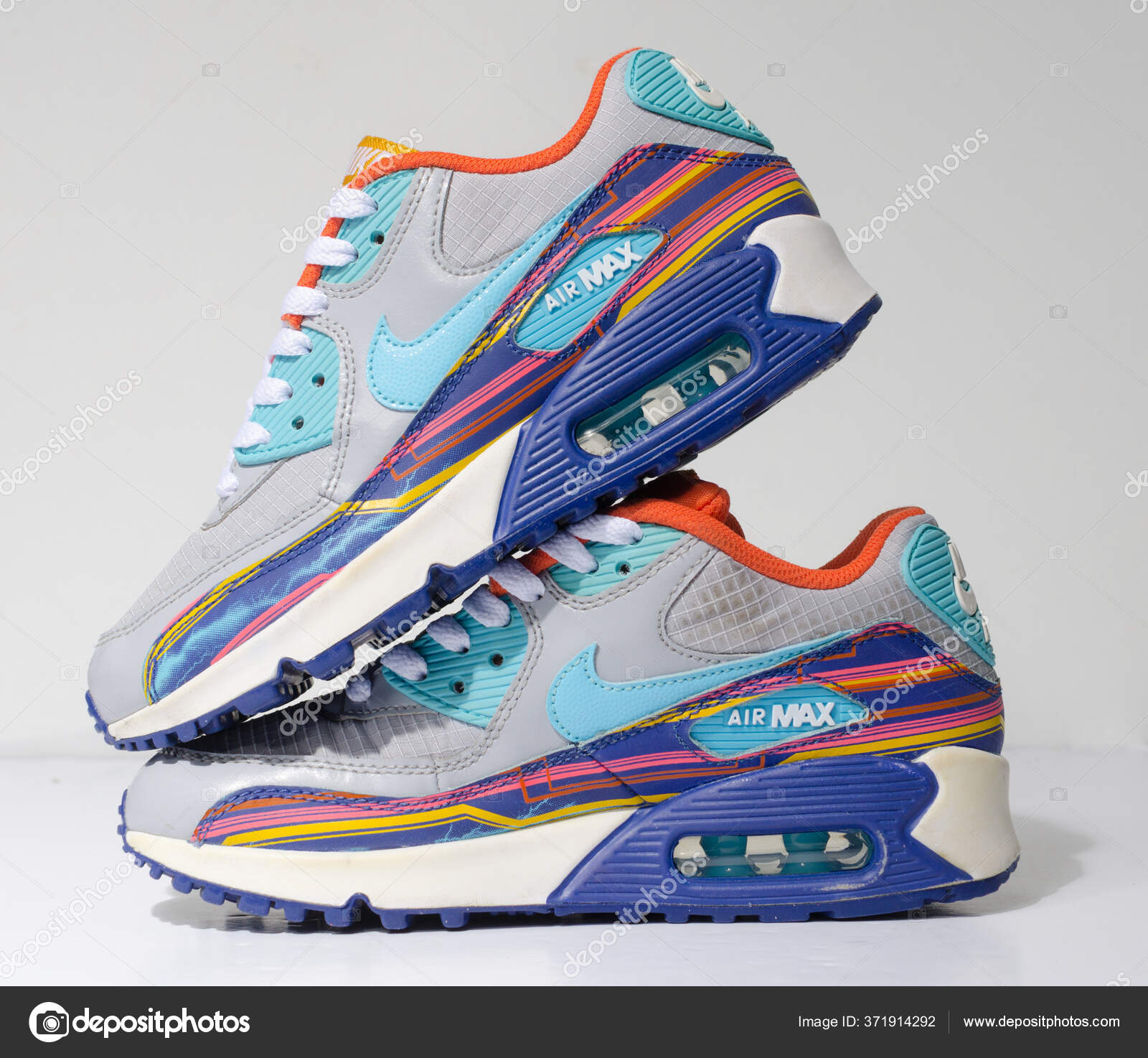 limited edition nike air max trainers