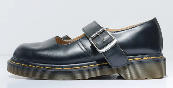 英格兰 2019年5月5日Dr Martens 5026 Jane Vintage Shoes Dark Blue Original — 图库照片