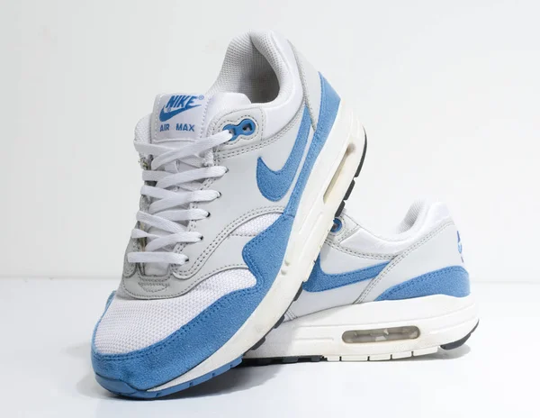 London Englabnd 2018 Nike Air Max White Light Blue Nike — Stock Photo, Image