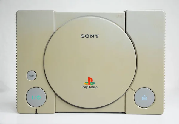 Λονδίνο Αγγλία 2018 Μια Πρωτότυπη Κονσόλα Sony Playstation Από 1994 — Φωτογραφία Αρχείου