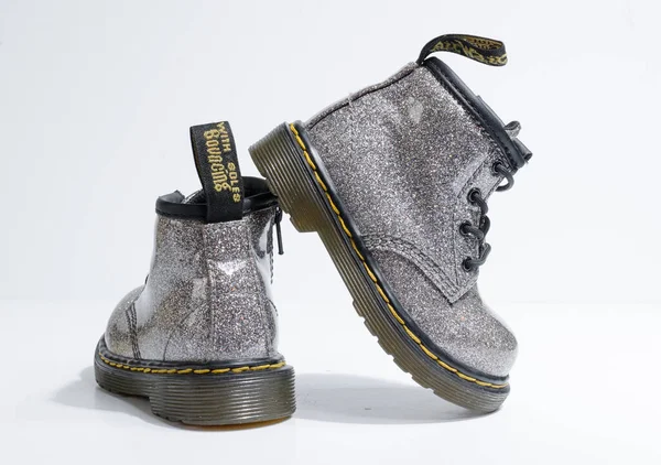 London England 2019 Martens Toddler Flowter Leather Doc Martens Baby — стокове фото