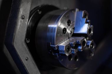 Milli chuck ve ürün parçası yüksek duyarlı Cnc endüstriyel torna dönüm makinesine ayarlı