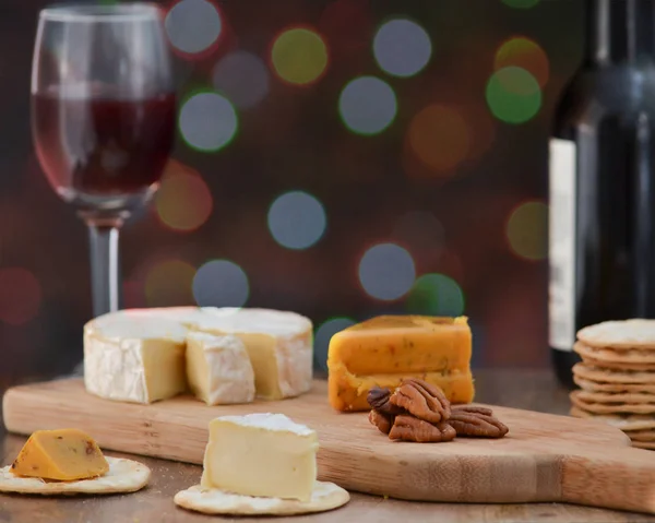 Cheese and wine for one — Stock Photo, Image