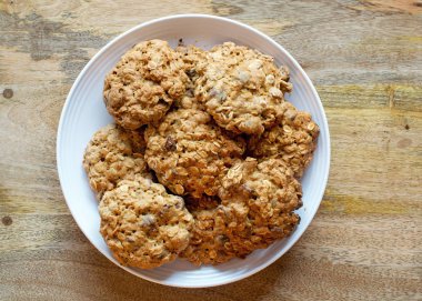 Çikolata parçacıklı kurabiye. 