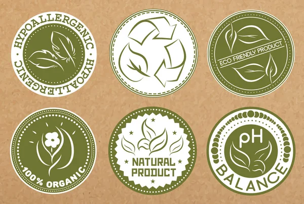 Set de insignias hipoalergénicas, reciclables, ecológicas, orgánicas, iconos, diseños de pegatinas — Vector de stock