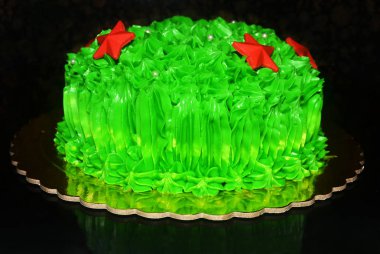 Noel kek yeşil sugarpaste ve kırmızı yıldız 