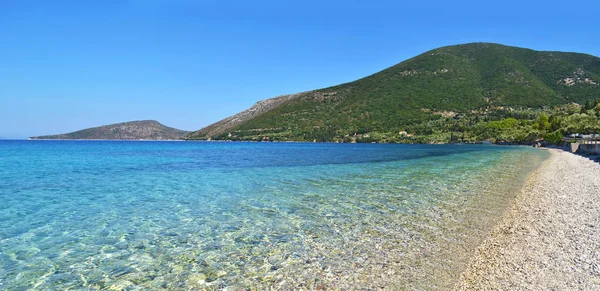 イサカ ビーチ ギリシャでターコイズ ブルーの海 — ストック写真