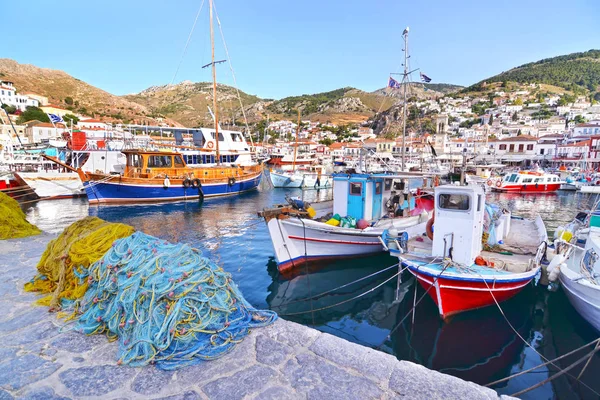 Λιμάνι στο νησί Ύδρα Ελλάδα — Φωτογραφία Αρχείου
