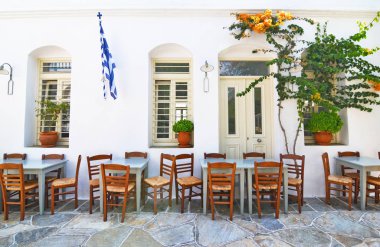 geleneksel meyhane Sifnos Yunanistan