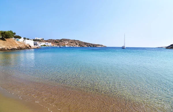 Spiaggia di Faros isola di Sifnos Grecia — Foto Stock