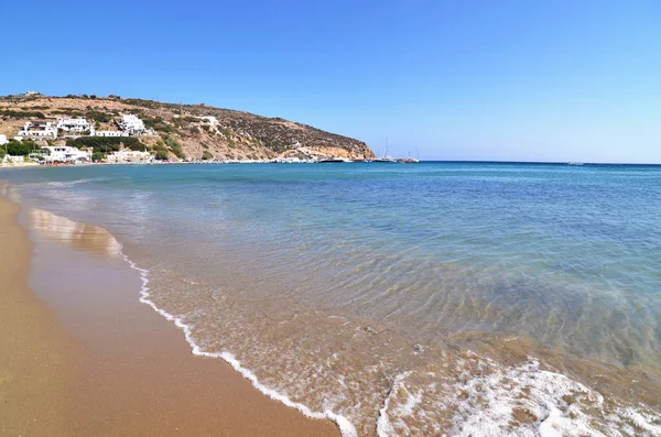 Playa Platys Gialos Sifnos Grecia —  Fotos de Stock