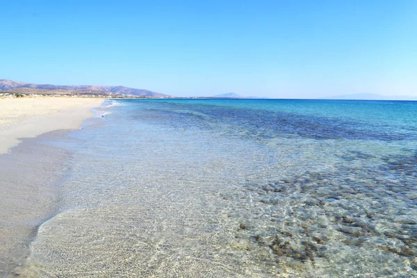 Nakşa Adası Kiklad Adaları Yunanistan kumsalda — Stok fotoğraf