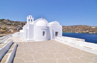 Panaghia Chrisopigi Kilisesi: Sifnos Yunanistan