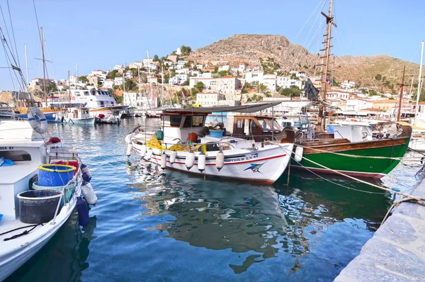 Hafen auf der Insel Hydra saronischer Golf Griechenland — Stockfoto