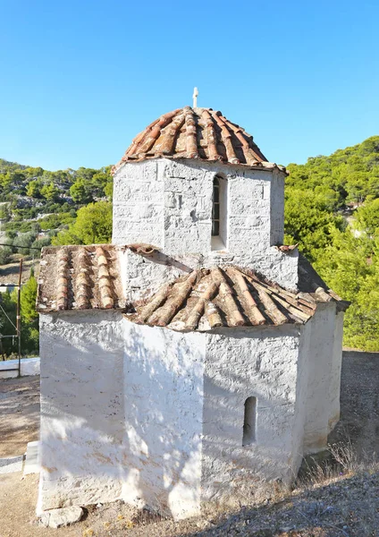 Saint Ioannis Kalibitis kerk at Salamis eiland Griekenland — Stockfoto