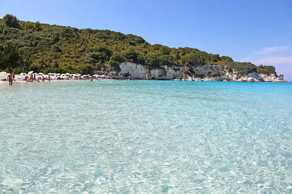 Antipaxos Greece Sierpnia 2017 Turkusowe Egzotyczne Morze Wyspie Antipaxos Grecji — Zdjęcie stockowe