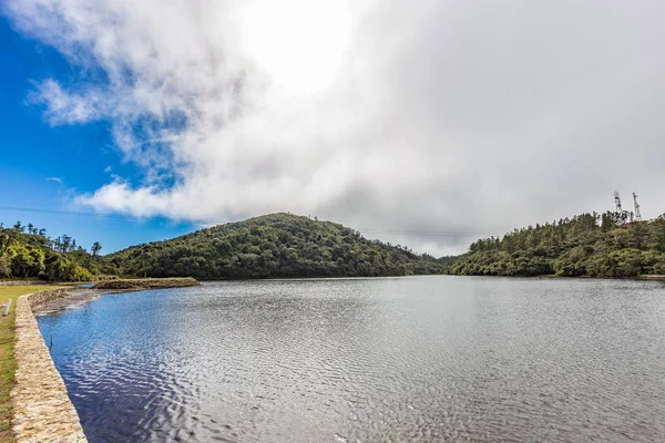 Campos do Jordao, Brazilia. Lacul în drum spre vârful Itapeva — Fotografie, imagine de stoc