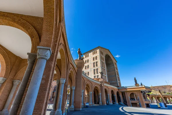 Aparecida Braz içinde bizim hanımı Ulusal tapınak Bazilikası