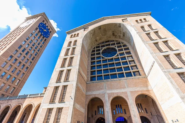 Basílica do Santuário Nacional de Nossa Senhora de Aparecida em Braz — Fotografia de Stock