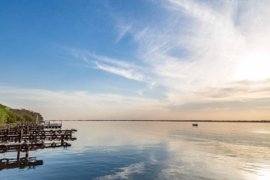 Parana Nehri, Brezilya. Sınır Sao Paulo ve Mato Grosso do sul