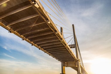 Parana Nehri, Brezilya Askılı köprüden. Sınır Sao Pau