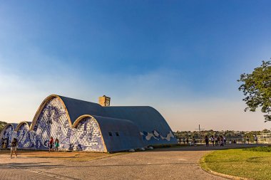 Belo Horizonte, Brezilya - 14, Ekim, 2017: Bir dış görünümü Assis, Saint Francis Kilisesi. Oscar Niemeyer, Aka Pampulha Kilisesi, Minas Gerais, Brezilya tarafından tasarlanan.