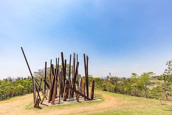 Brumadinho Brazil October 2017 Beam Drop Chris Burden Inhotim Institute — Stock Photo, Image