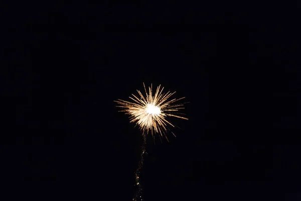 Novos anos 2018 fogos de artifício — Fotografia de Stock