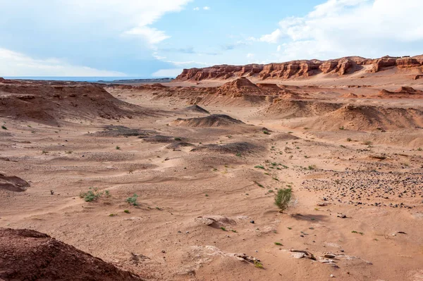 Moğolistan. Gobi Çölü. Doğal sınır Hermen-Tsav. 