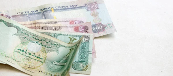 BAE Dirham banknotları.