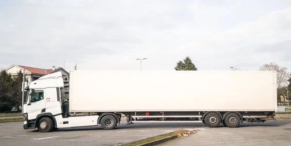 Big Truck White Blank Trailer Copy Space Photo — Stock Photo, Image
