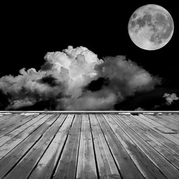 Wood table top on sky at night with beautiful full moon backgrou — Stock Photo, Image
