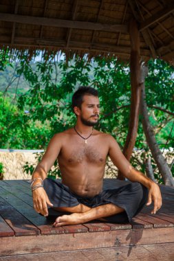adam meditasyon