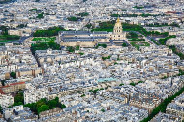 Paris çatılarının