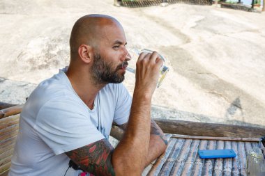 acımasız adam portresi