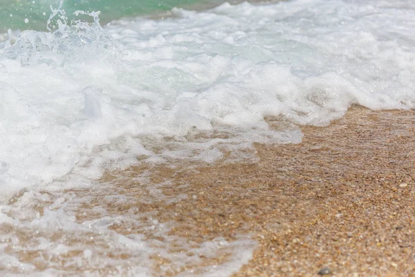 Wellen am Strand — Stockfoto