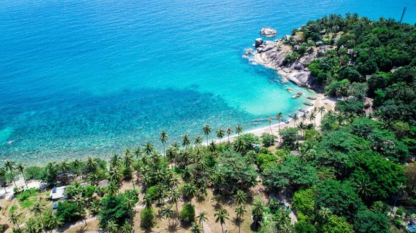 Grüne Insel und das Meer — Stockfoto